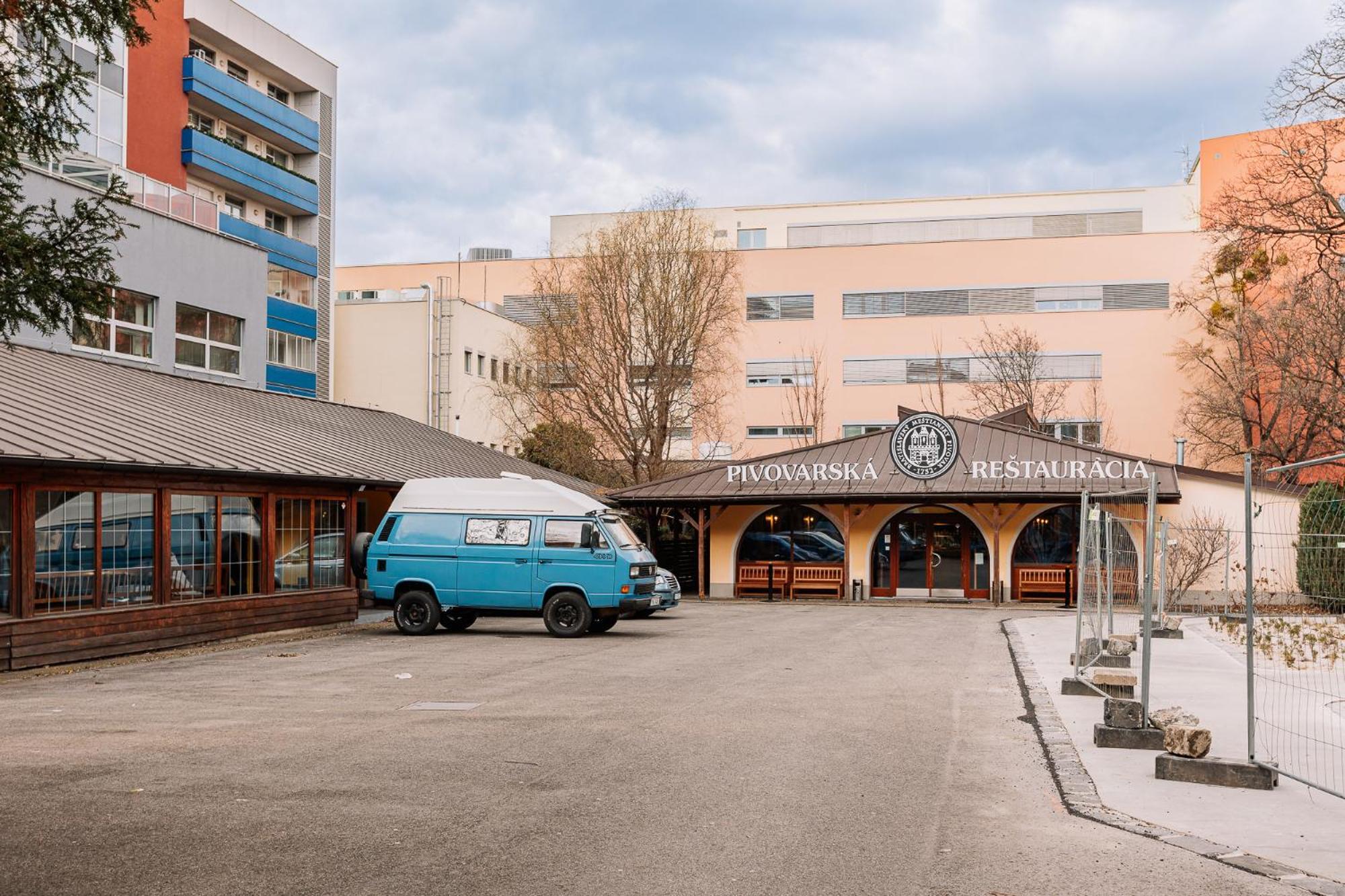 Skau 1 Old Town Family & Business Apartment Free Parking Братислава Екстер'єр фото
